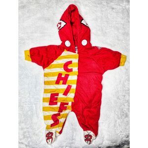 VTG Kansas City Chiefs Baby Snowsuit 3-6 Months NFL Hooded One Piece KC Football